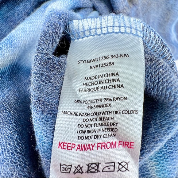 Rae Dunn Womens Miss Independent Crewneck Sweatshirt Medium Navy White Tie Dye - Picture 11 of 13